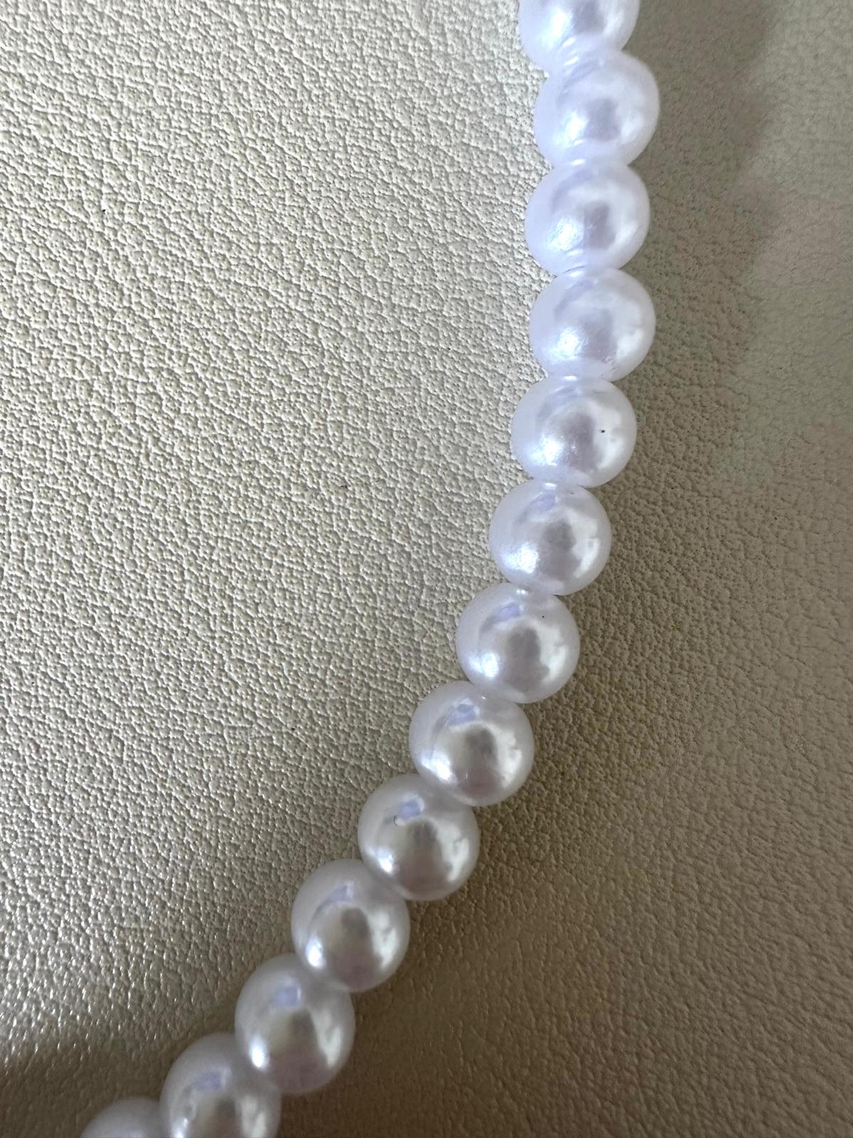 Handmade GABRIELA pearl necklace with white faux pearls, gray crystal beads, and silver accents on nylon string