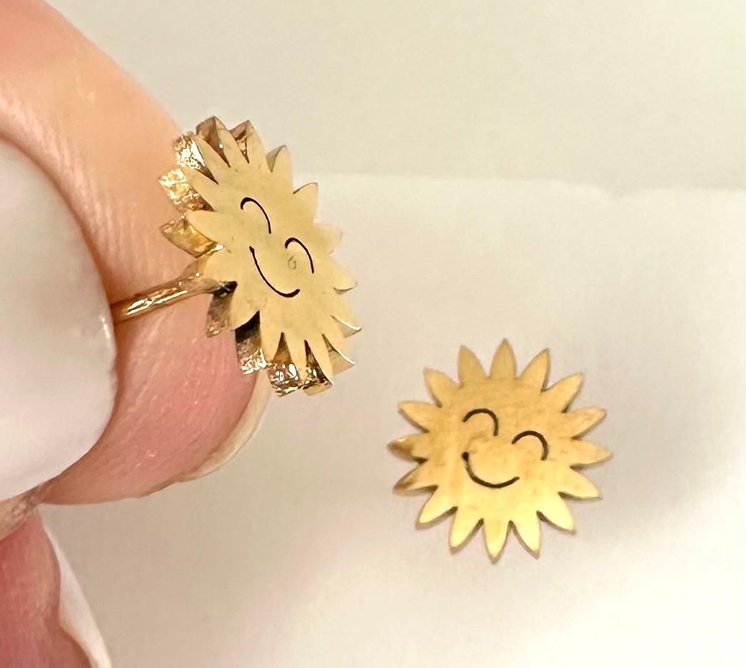 SUNFLOWER SMILE Golden Stainless Steel Stud Earrings