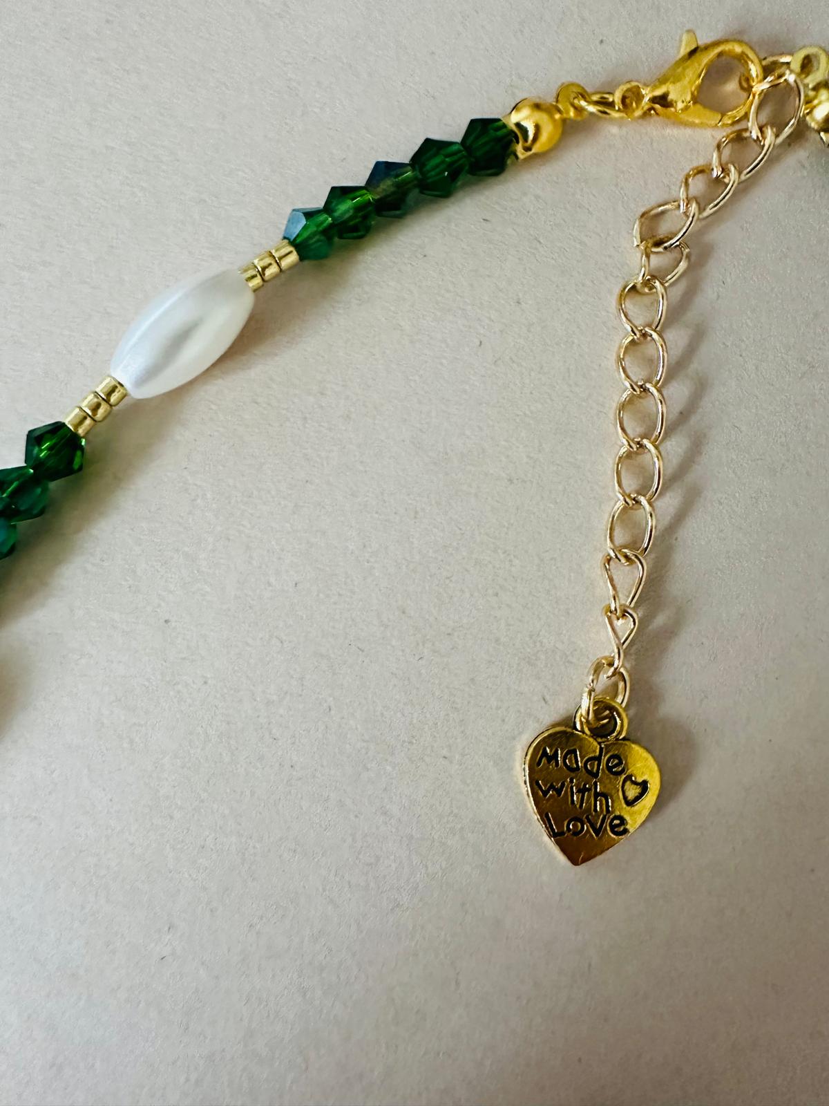 Handmade PEARLY EMERALD HARMONY necklace with ivory faux pearls, green crystal beads, and 18K gold plated chain