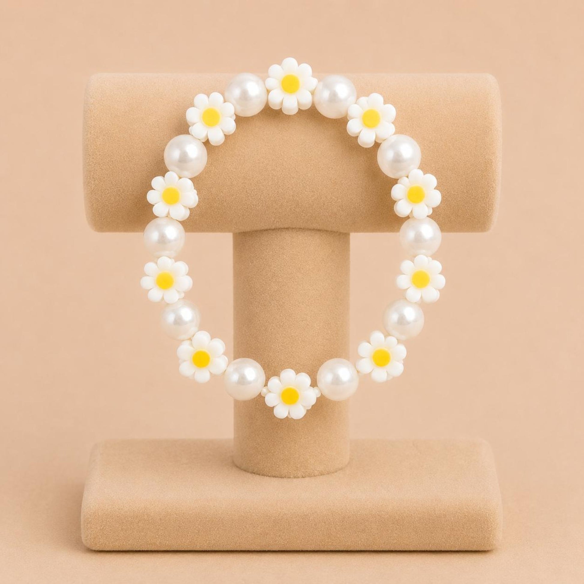 DAISY PEARL stretch bracelet with white faux pearls and flower polymer clay beads on elastic band