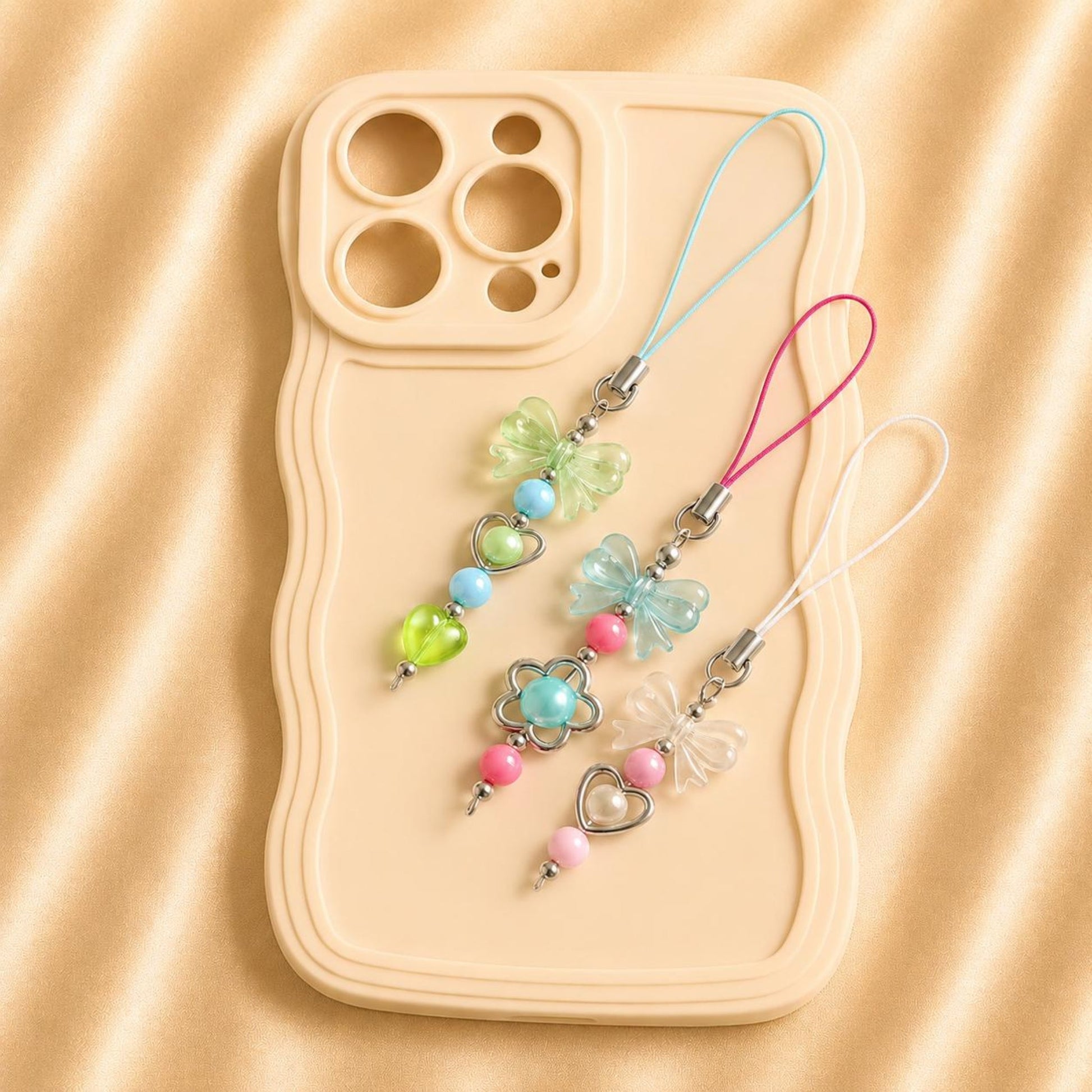 Handmade BOWL HEART DREAM phone charm with customizable bow colors, elegant and versatile accessory for phones and more