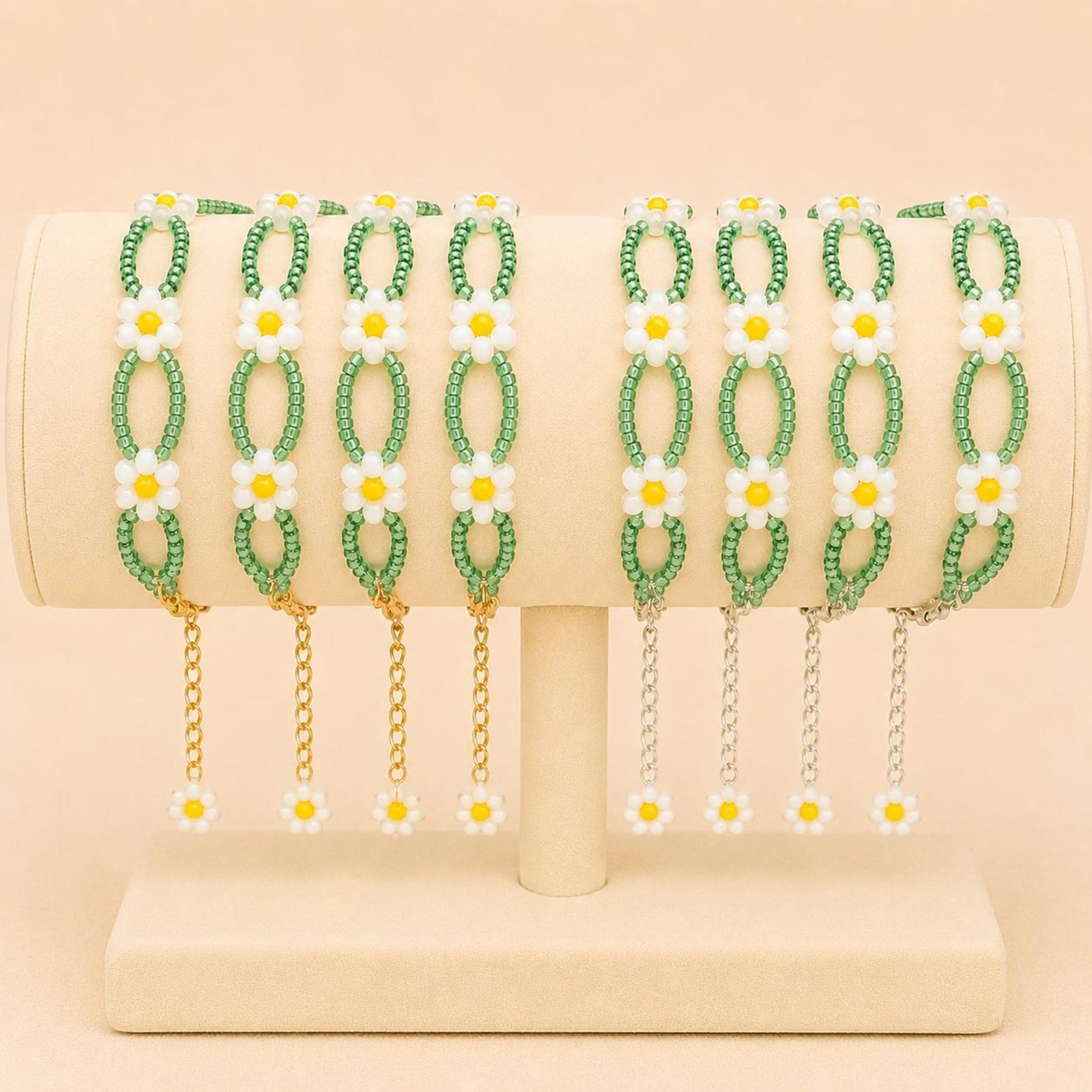 Handmade SUNNY DAISIES bracelet with gold or silver finish and glass beads
