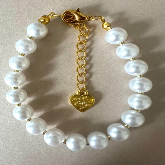 PEARLY BLISS Handmade Bracelet