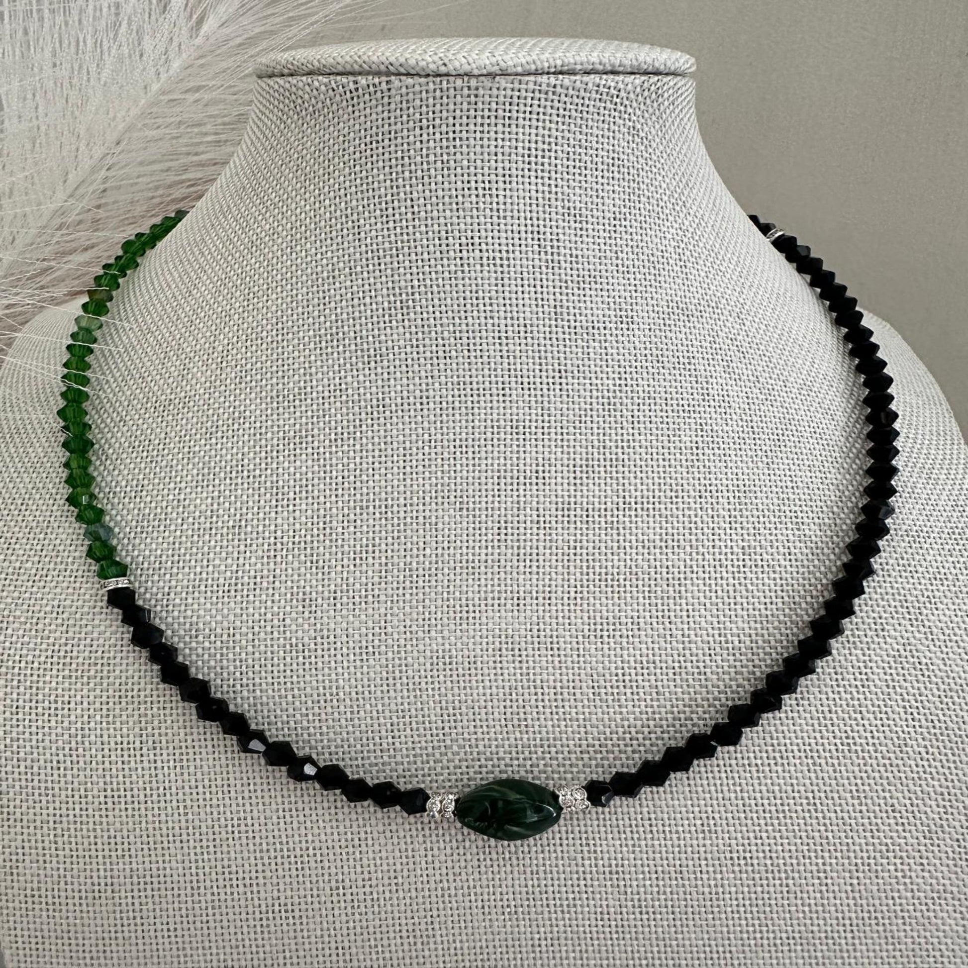 EMERALD NIGHT Handmade Necklace