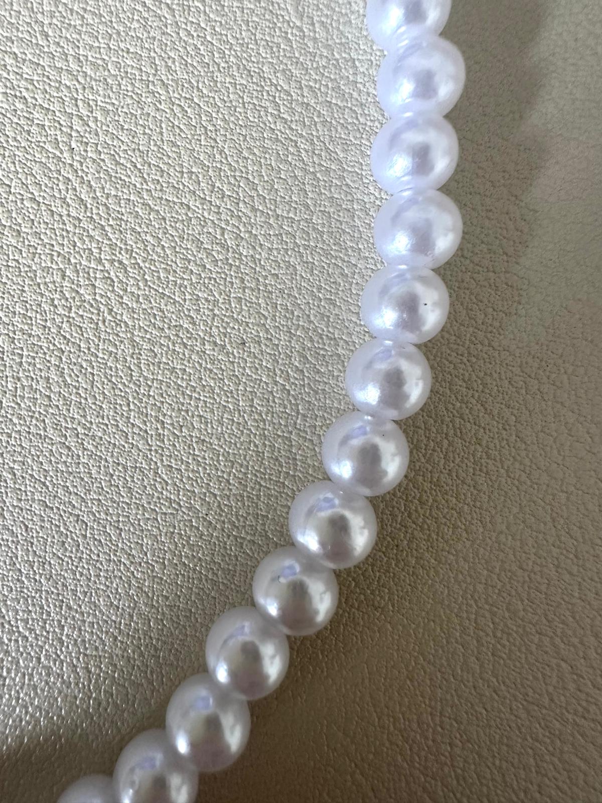 GABRIELA Handmade Pearl Necklace 