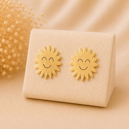 Gold stainless steel stud earrings with a sunny smile design, 1 cm size, trendy and elegant style