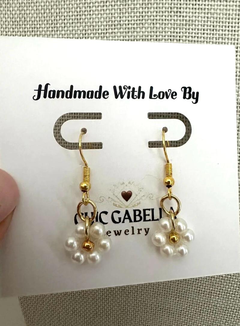 WHITE PEARL PETAL Golden Earrings