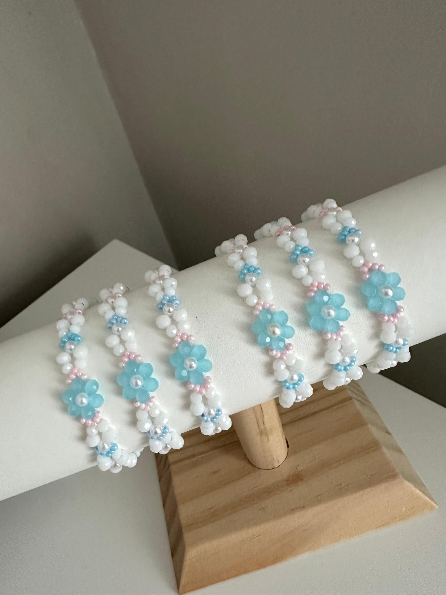 Pastel Bloom handmade bracelet with white and blue beads, gold or silver clasp, elegant accessory