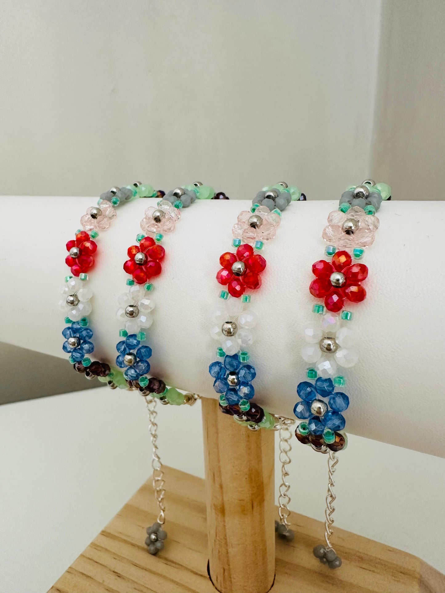 FLORAL GLASS BEAD Handmade Bracelet