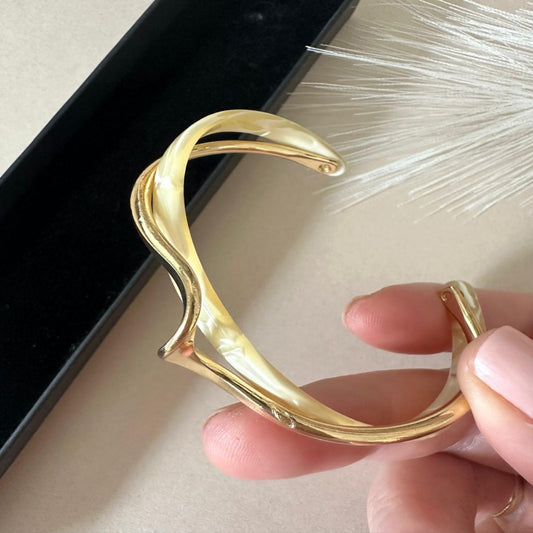 18 K gold-plated alloy MIRUNA bangle