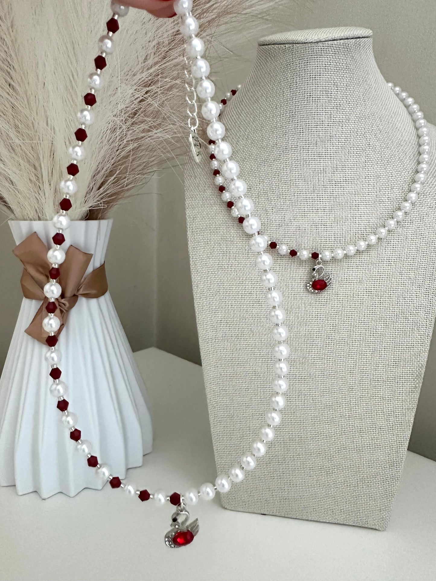 ELEGANT PEARL SWAN Necklace - Red And Turquoise Variants Available