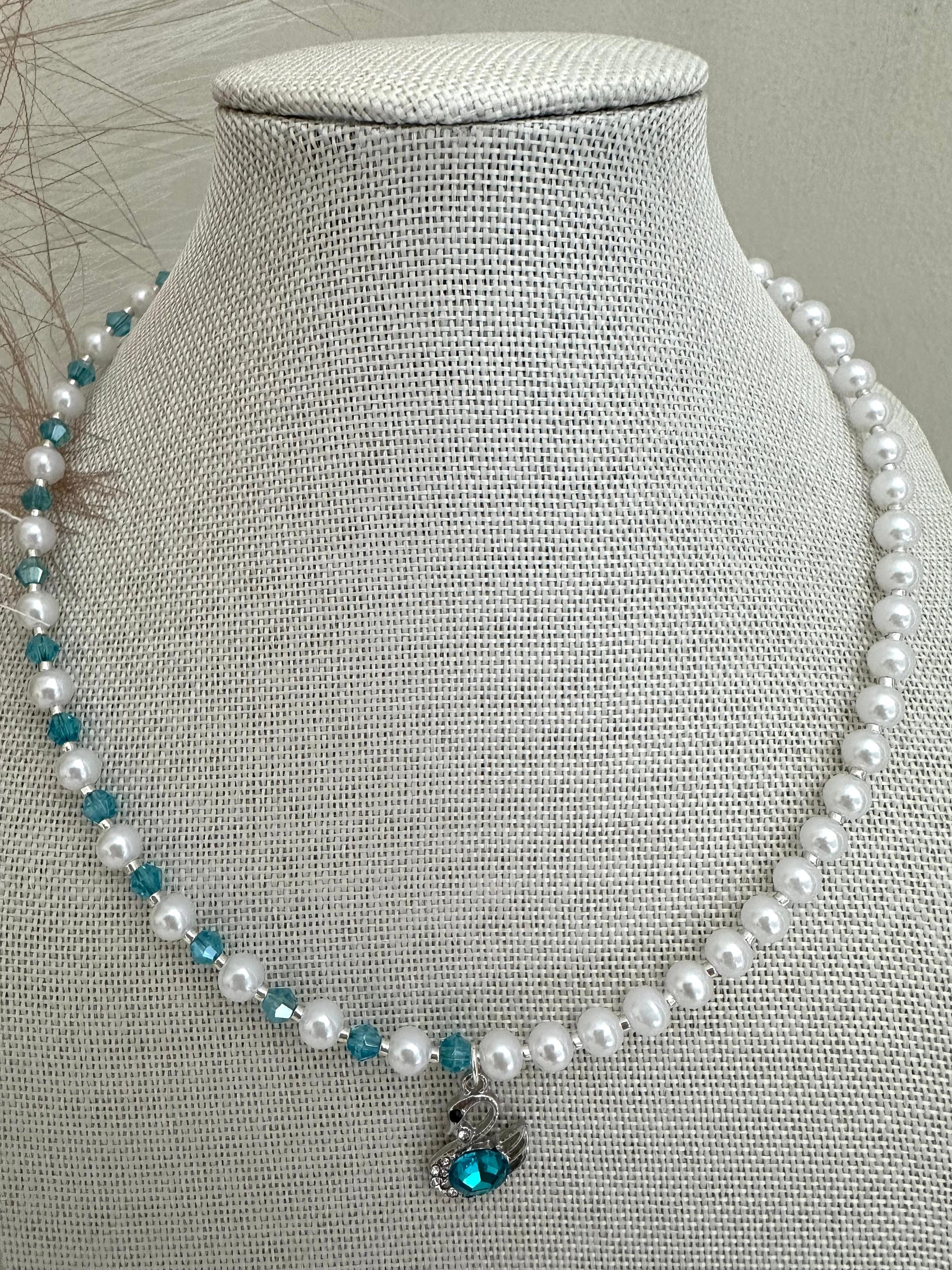 ELEGANT PEARL SWAN Necklace - Red And Turquoise Variants Available