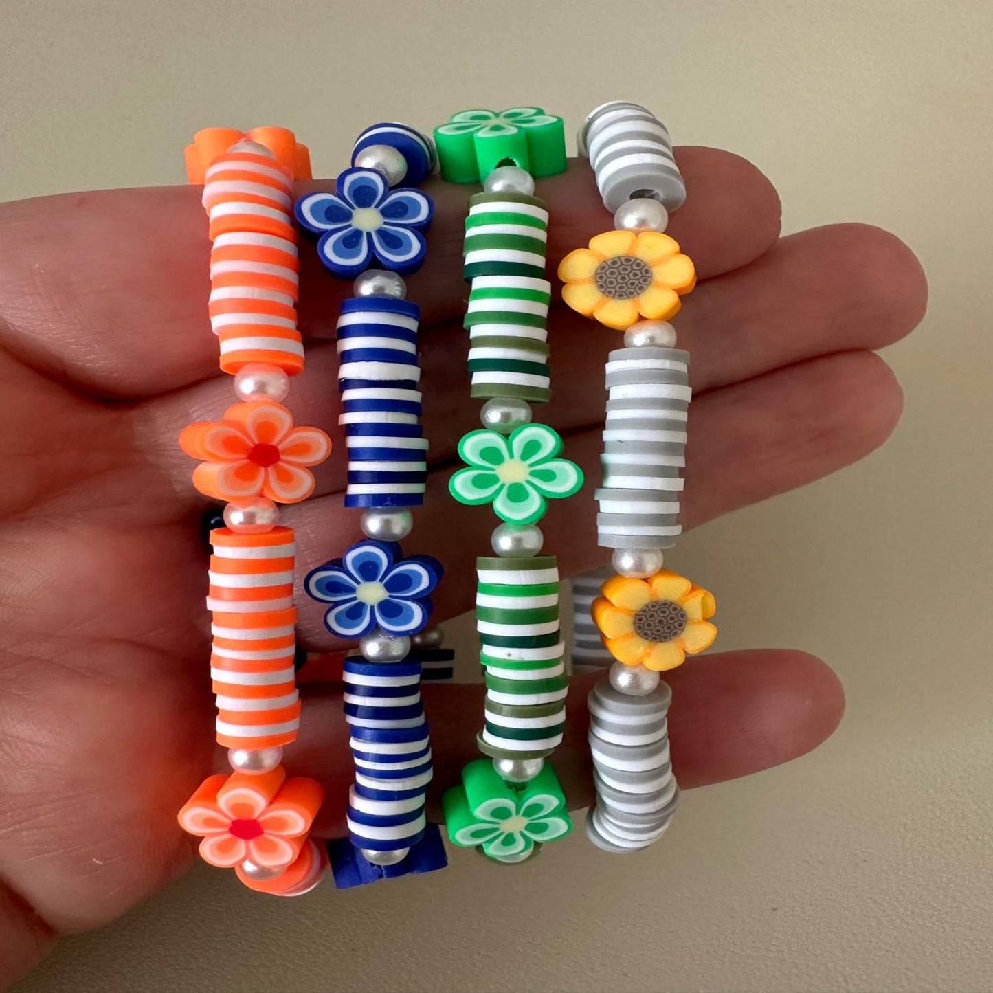 FLOWER POWER Handmade Stretch Bracelet 