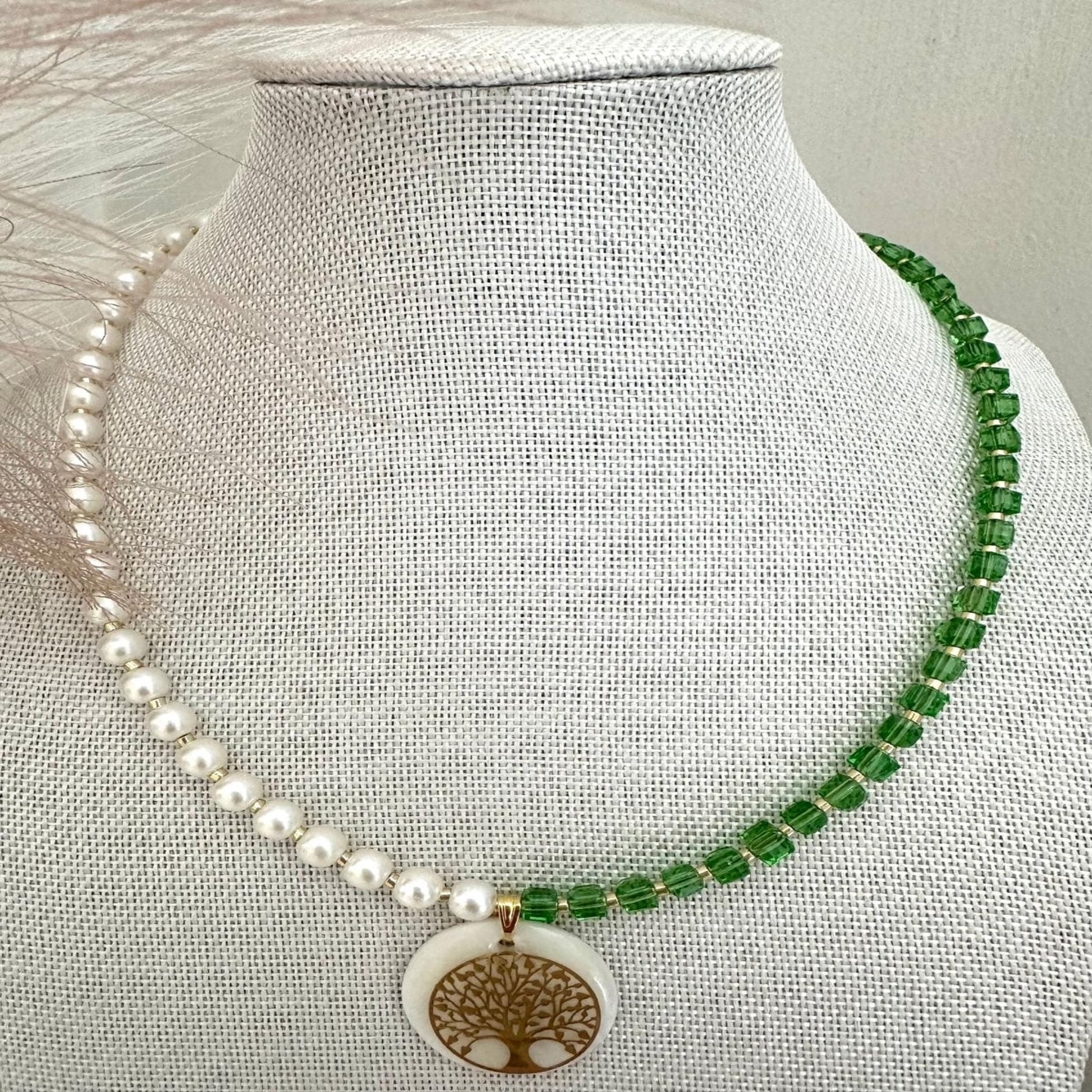  EMERALD PEARL DREAM Handmade Necklace