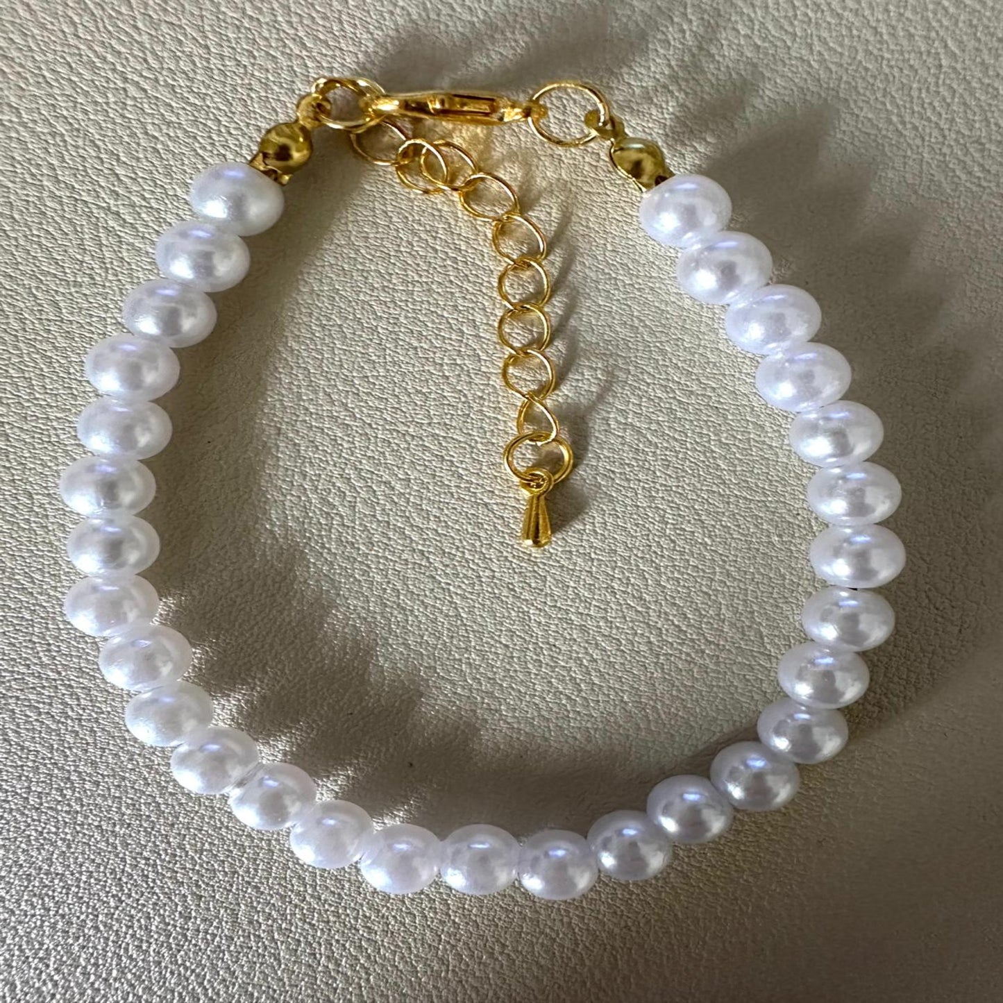 ALICE Pearl Handmade Bracelet