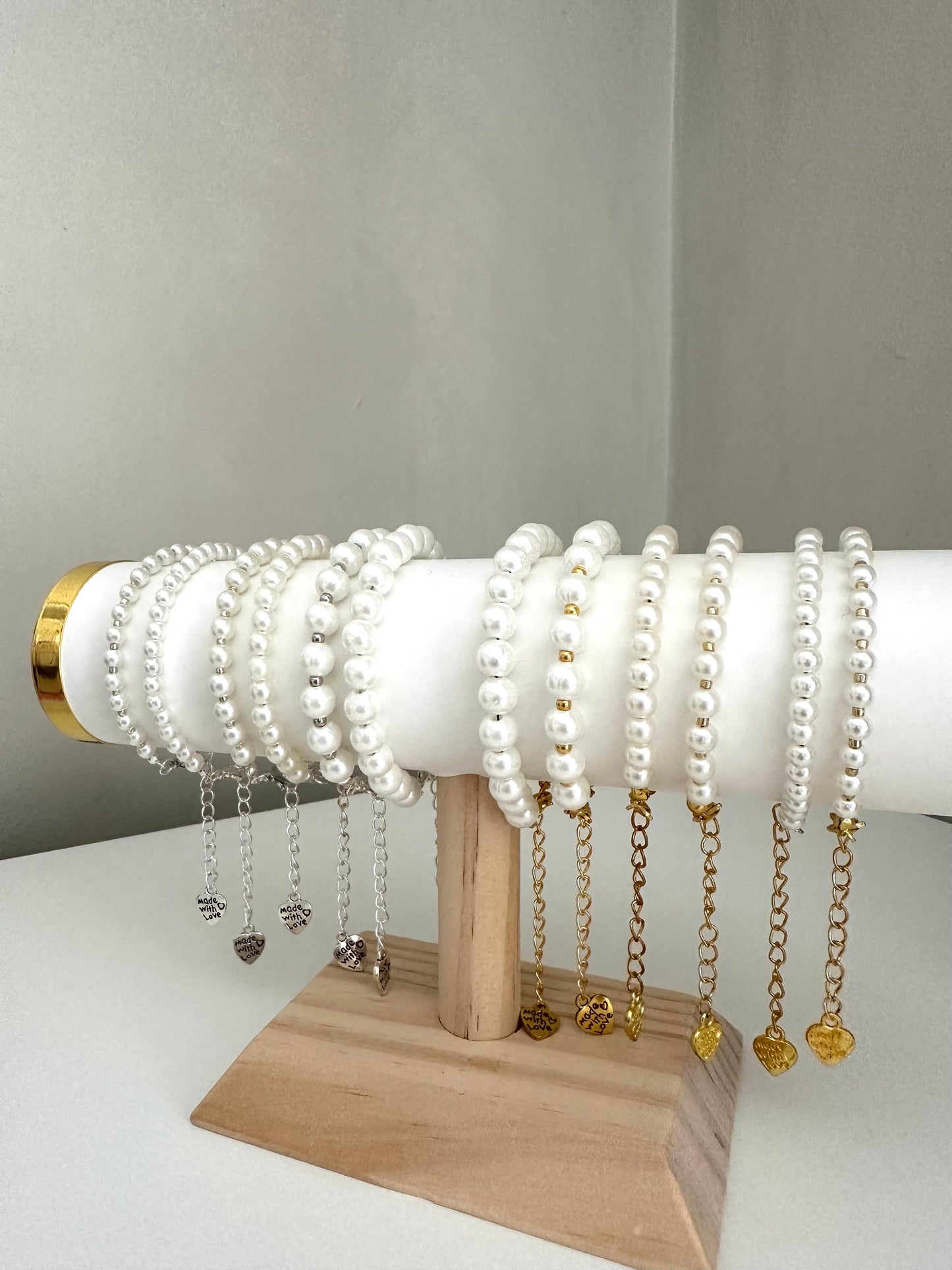 LUXURIOUS IVORY PEARL Handmade Bracelet - Gold or Silver Details