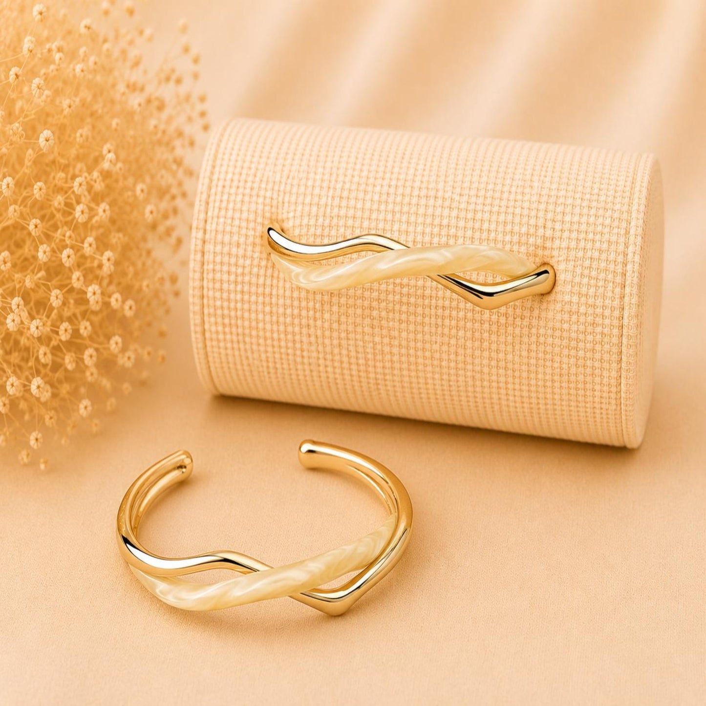 MIRUNA golden adjustable bangle bracelet 18K gold-plated alloy elegant cable wire design