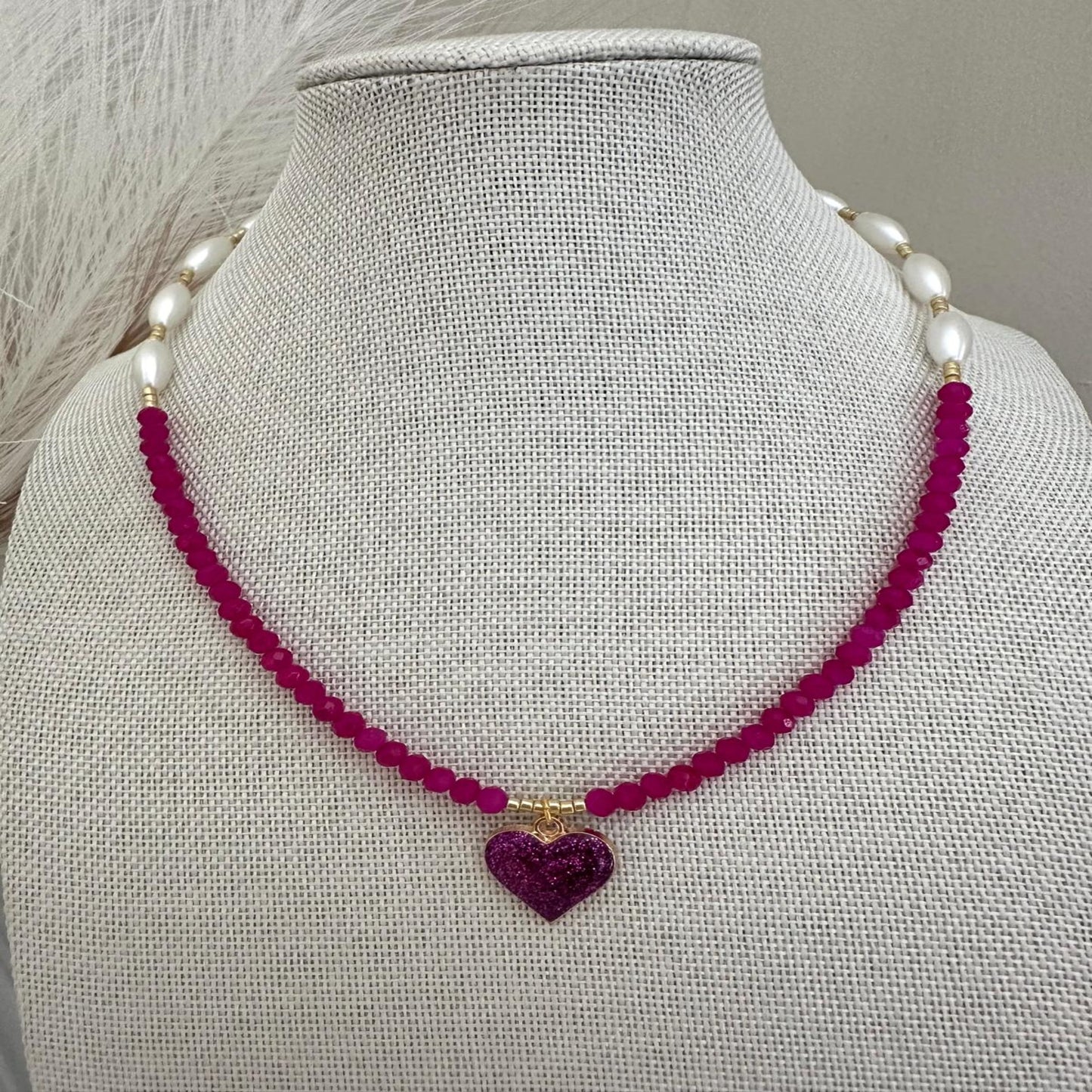 PEARLY FUCHSIA LOVE Handmade Necklace