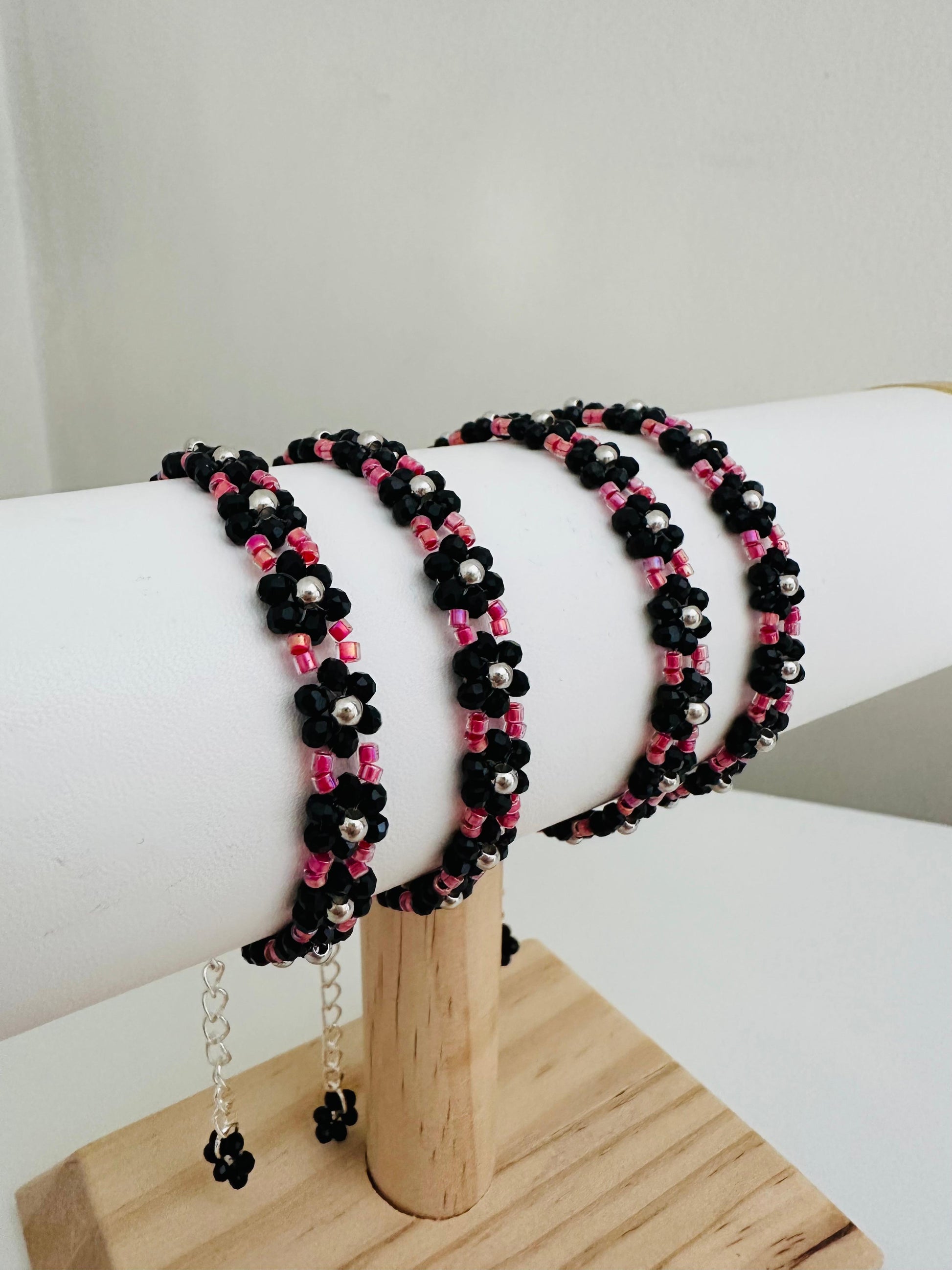 NOIR BLOSSOM Handmade Bracelet