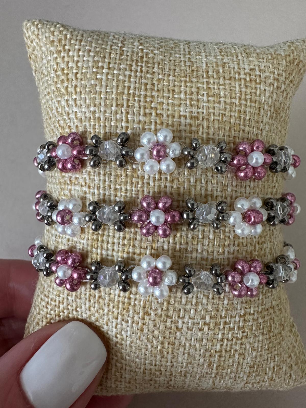 FLORAL FANTASY Pearl Handmade Bracelet