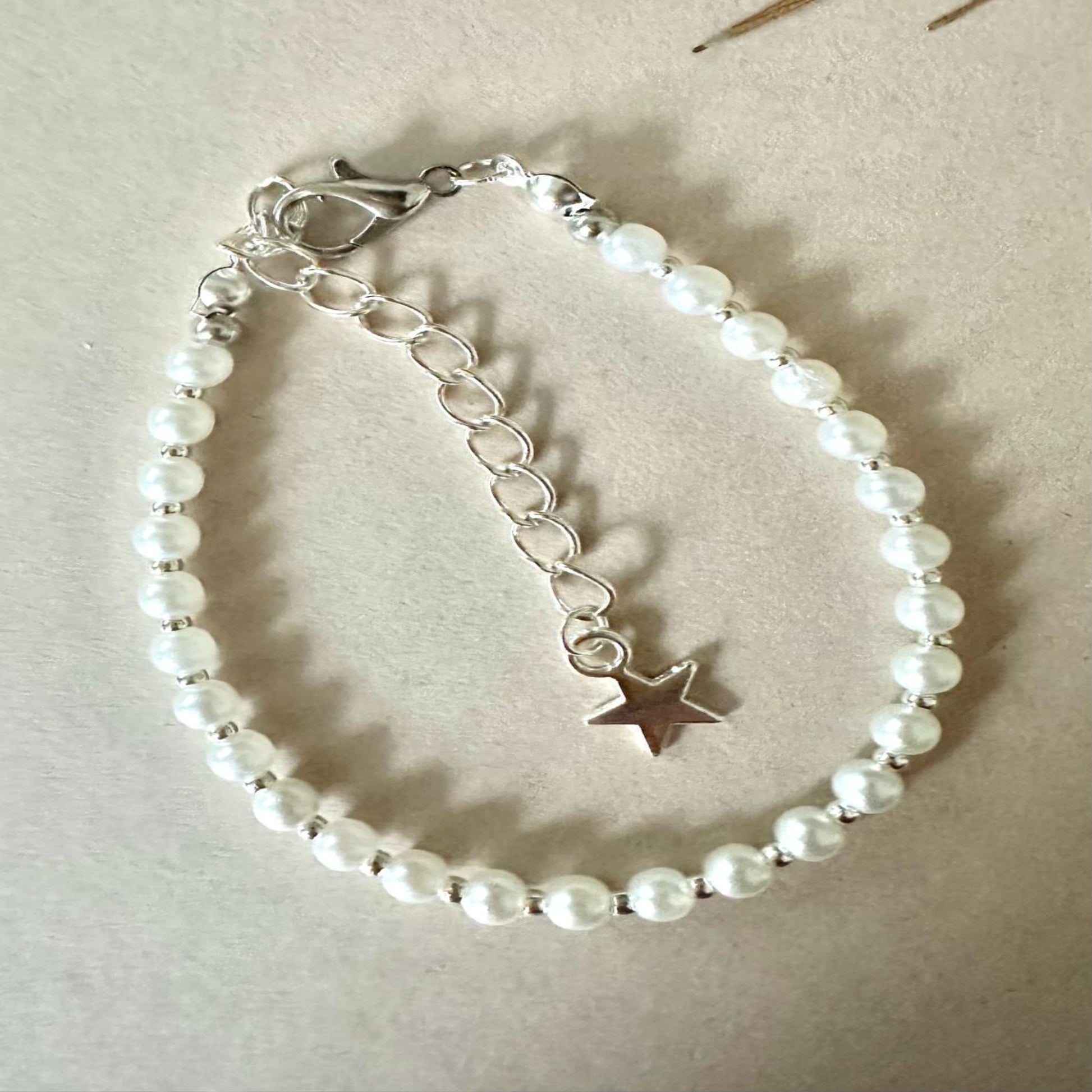 KITTY Pearl Handmade Bracelet